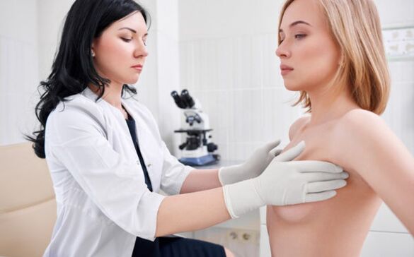 pagsusi sa usa ka doktor sa wala pa ang operasyon sa pagpadako sa dughan